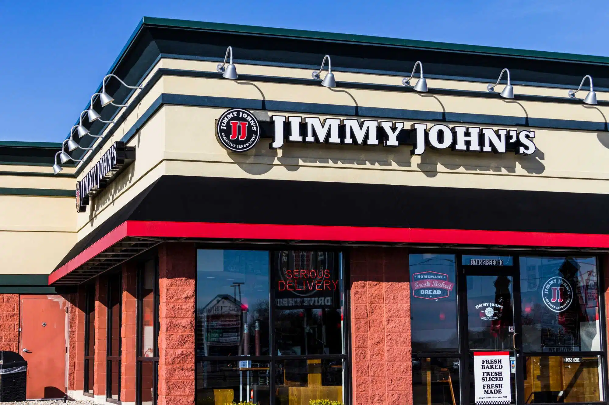 Jimmy John's argues that a Class of employees shouldn't be certified by the court.