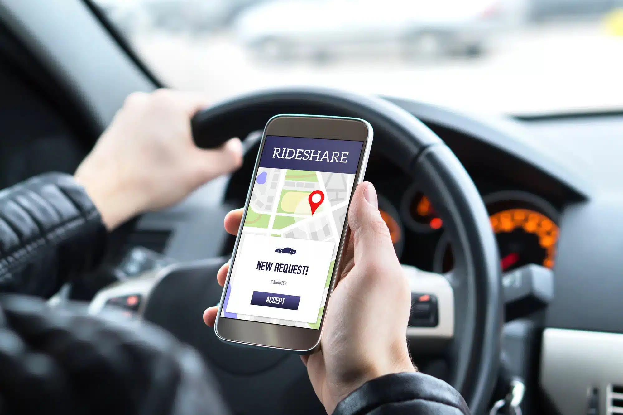Are Lyft drivers independent contractors?
