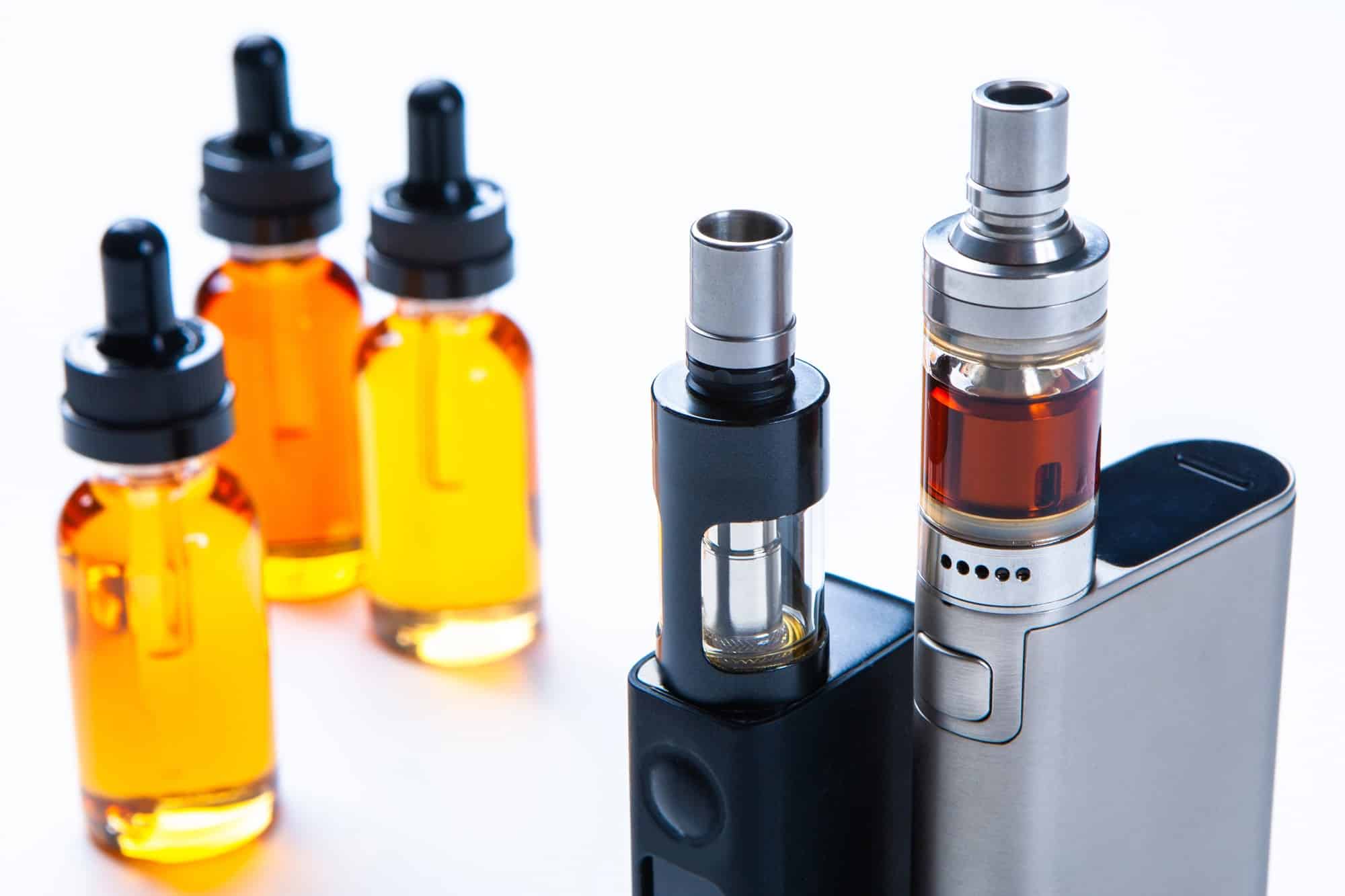 Study Confirms Smoking and Vaping Health Risks are Comparable