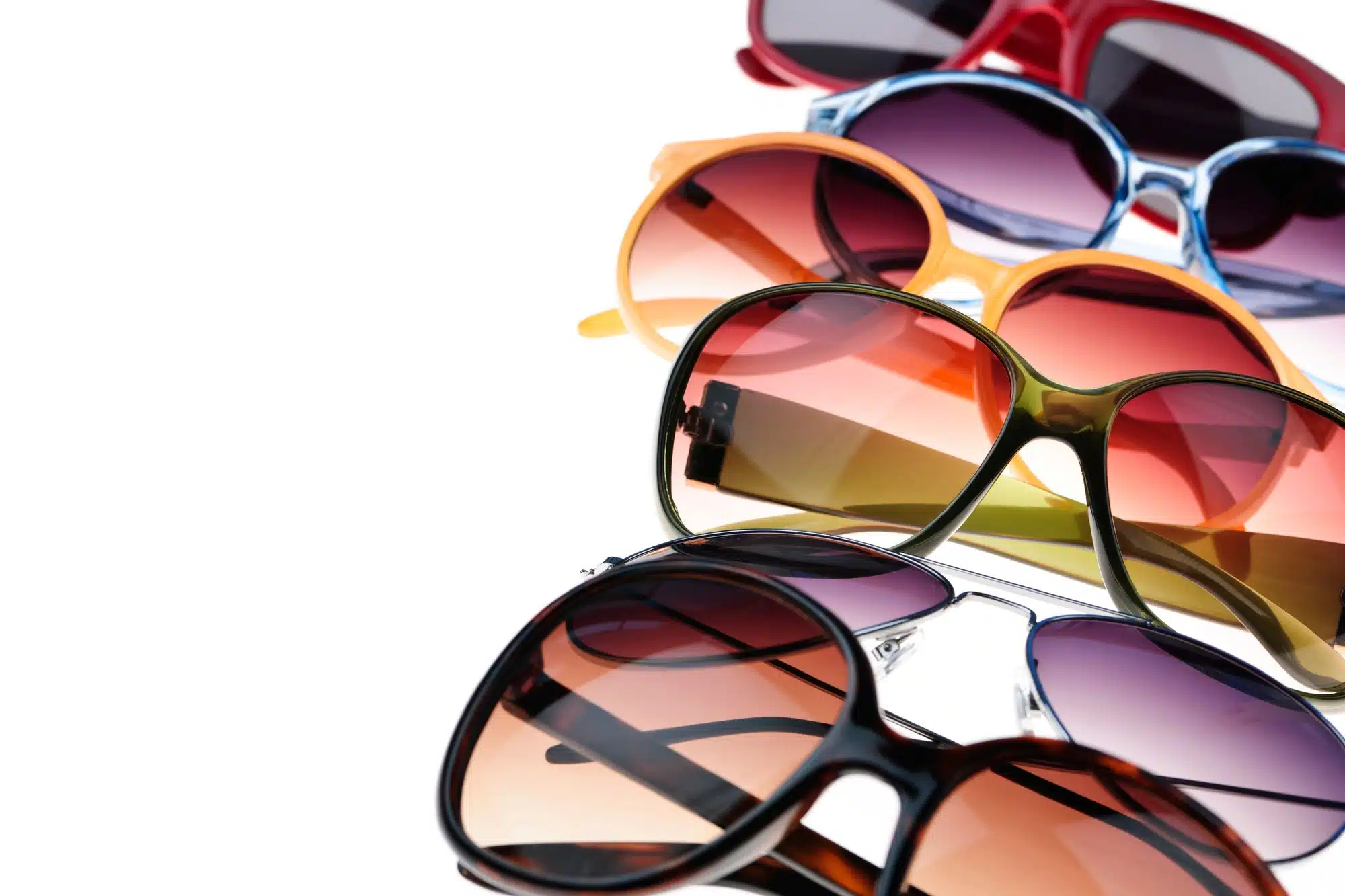 Costa Sunglasses has agreed to a $60 million settlement to resolve claims against them.