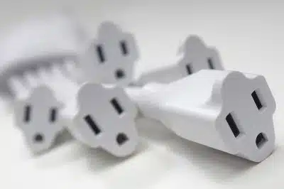White extension cord splitter