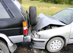Car crashies into SUV