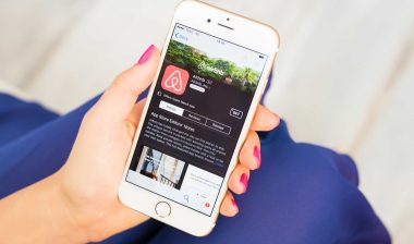 Airbnb app download screen on smartphone - airbnb host