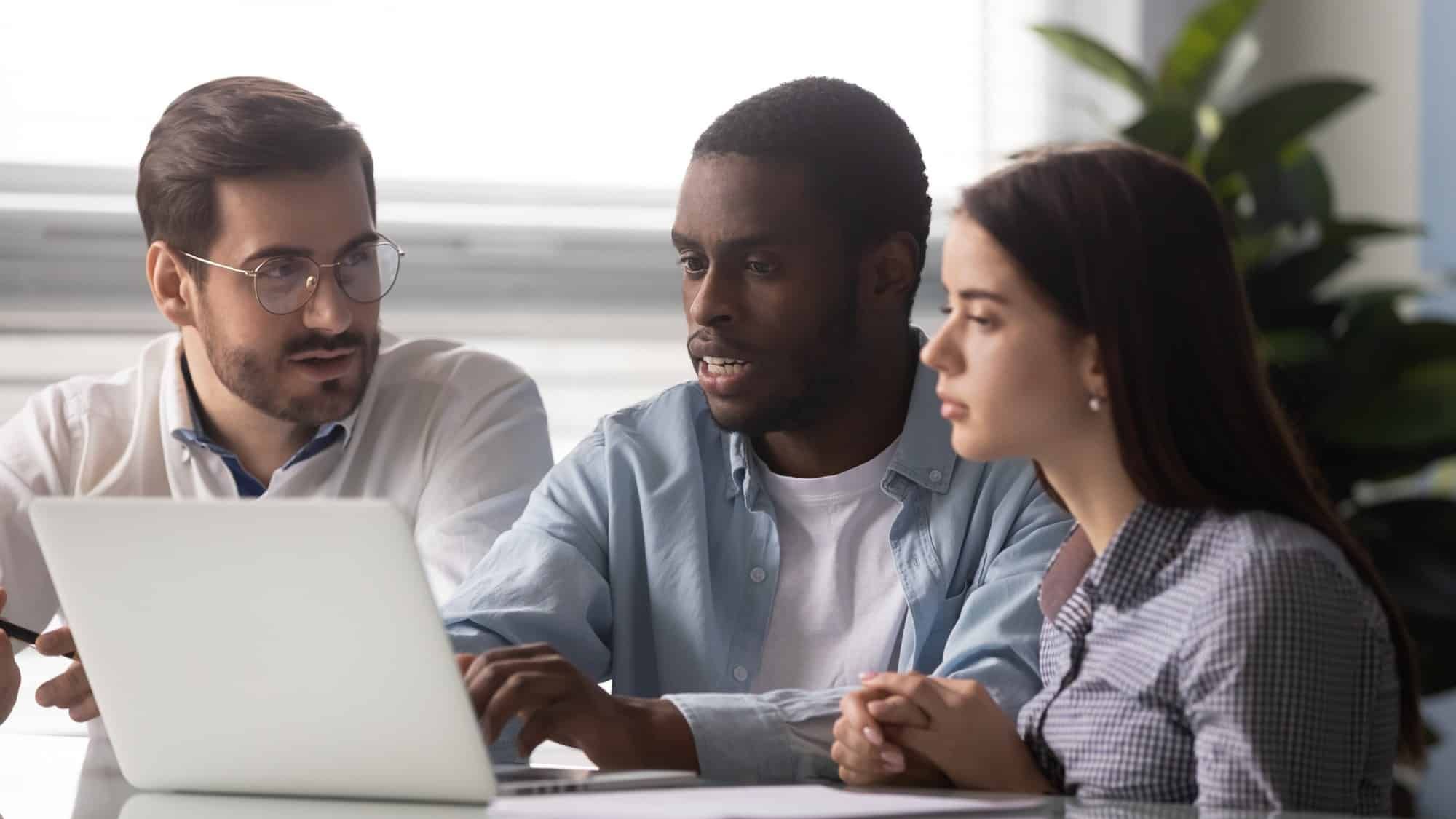 Wedbush Securities advisors are entitled to overtime pay.