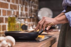 Does Cuisinart cookware work?