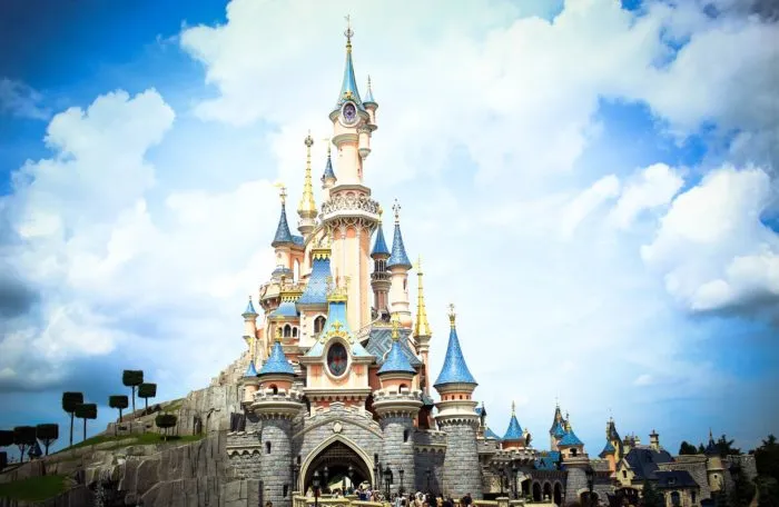 Disneyland closed due to the coronavirus