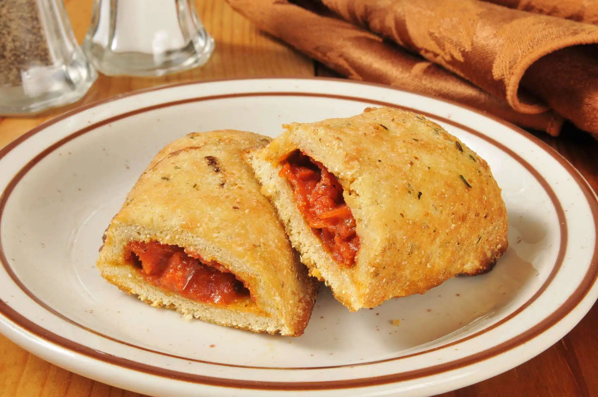 Hot Pocket recall has been made due to pieces of plastic and glass being found.