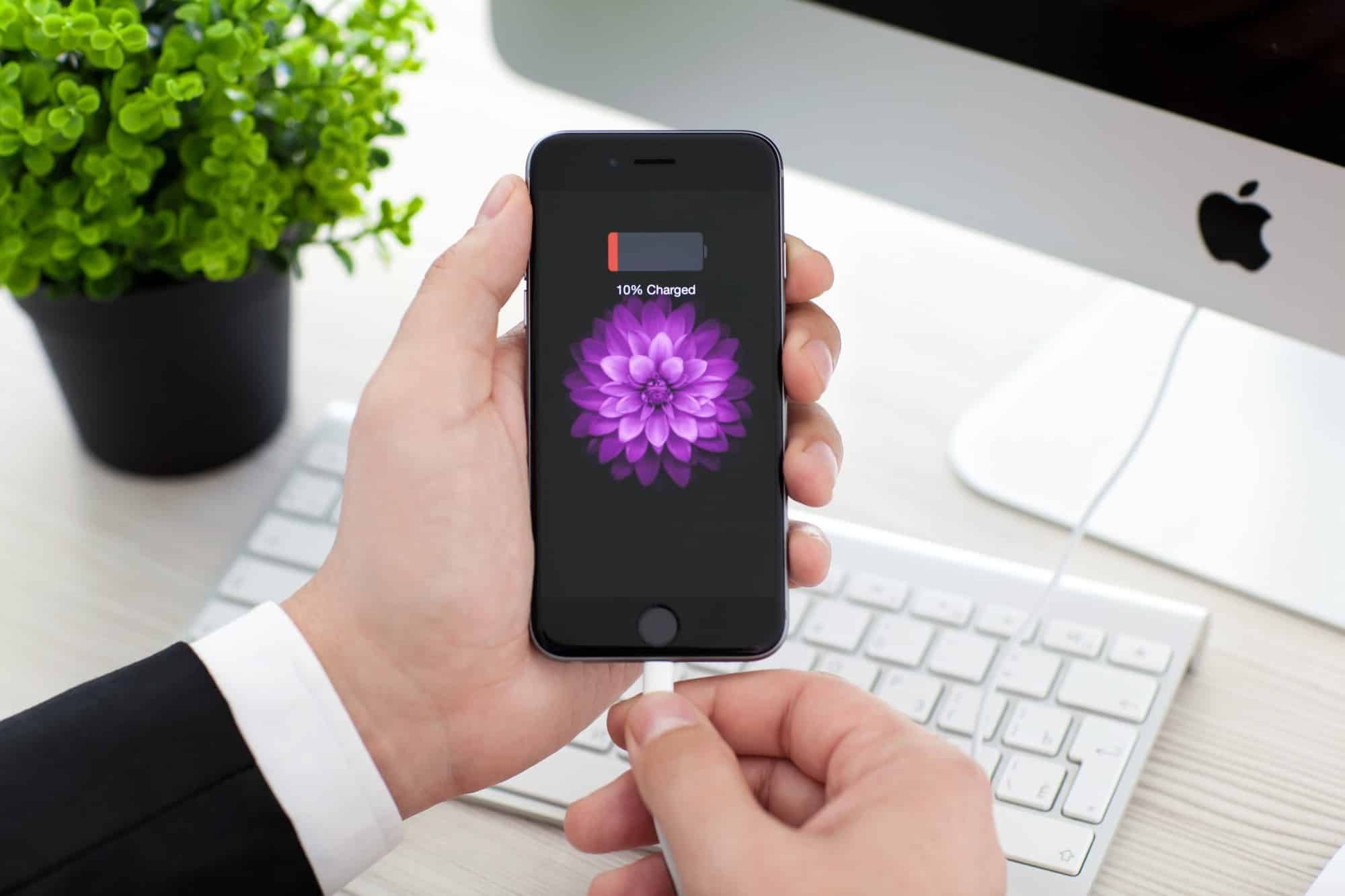 $73 million class action lawsuit filed in Italy over iPhone battery life