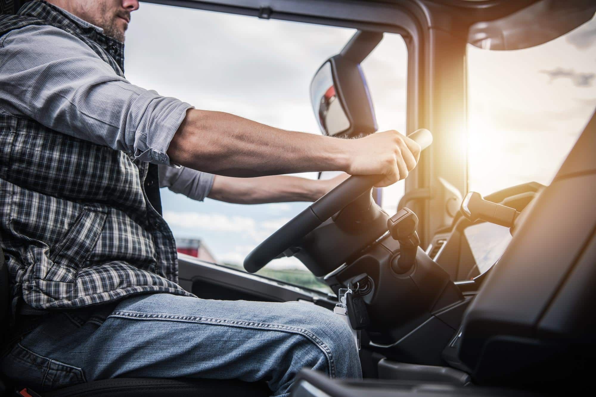 TransAm Trucking Co. Accused of Not Paying New Drivers