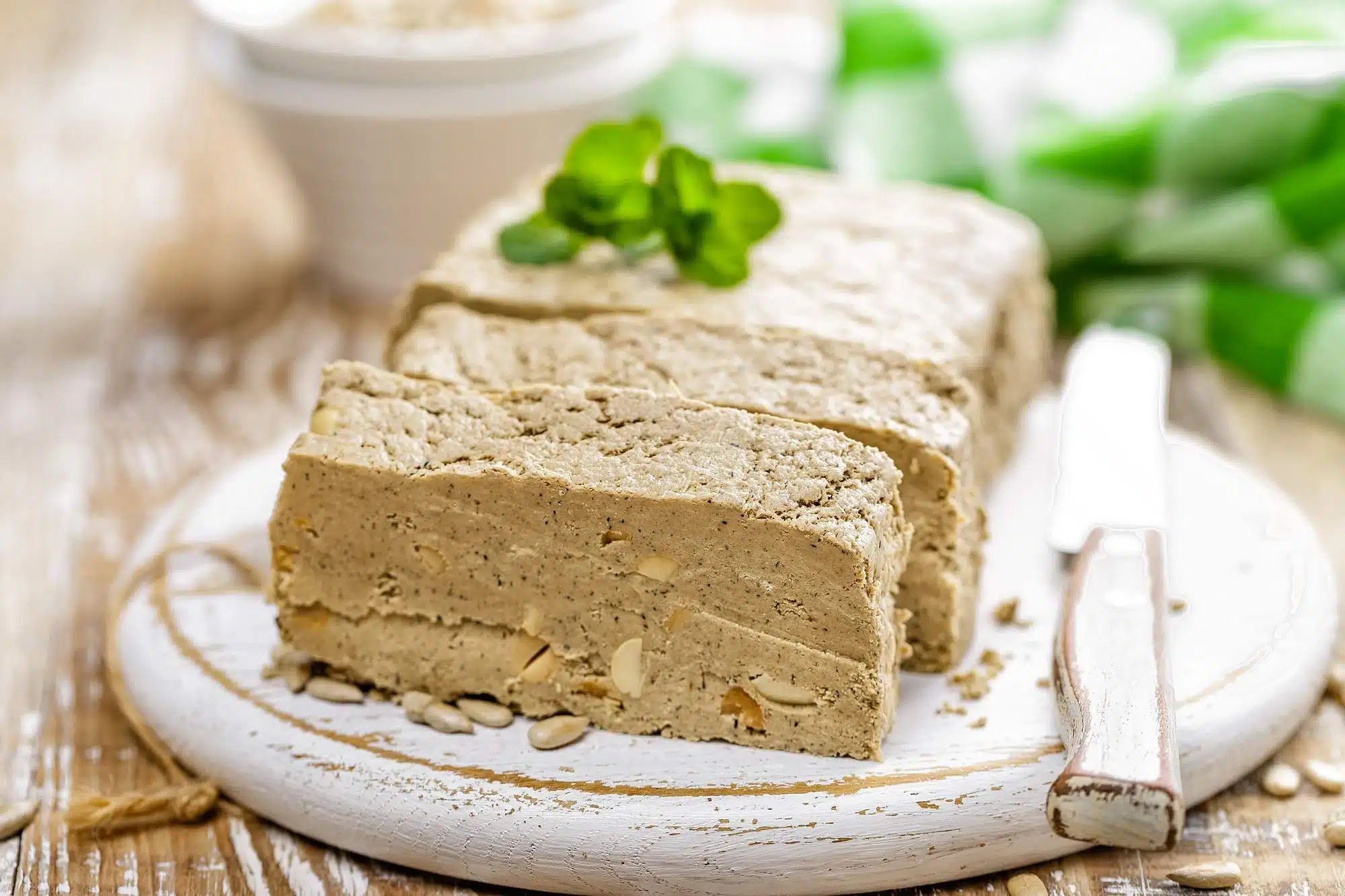 A halva recall has been made due to a Salmonella contamination.