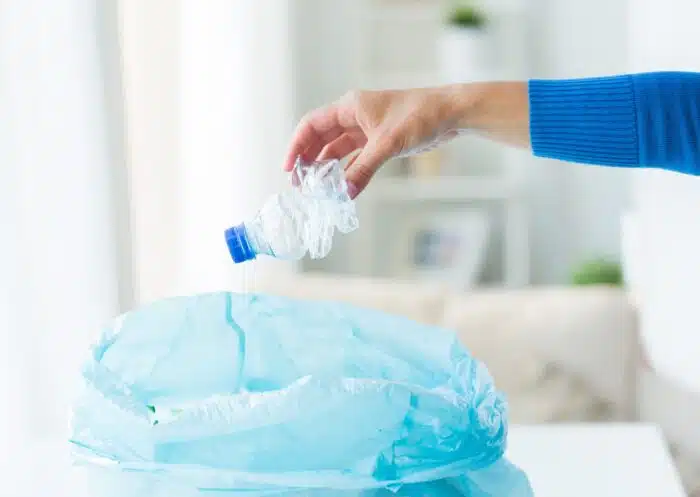 Hefty recycling bags aren't recyclable, a class action lawsuit claims.