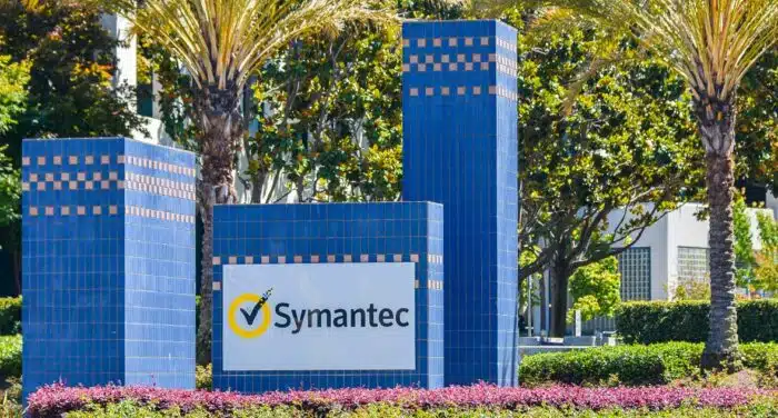 Symantec investors have asked a federal court judge to approve a $70 million settlement with the cybersecurity company and its board.