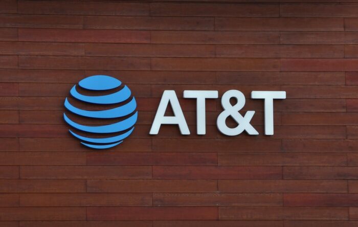 AT&T iPhone unlocking