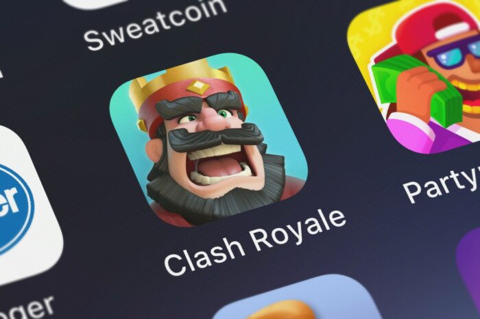 Clash Royale loot boxes