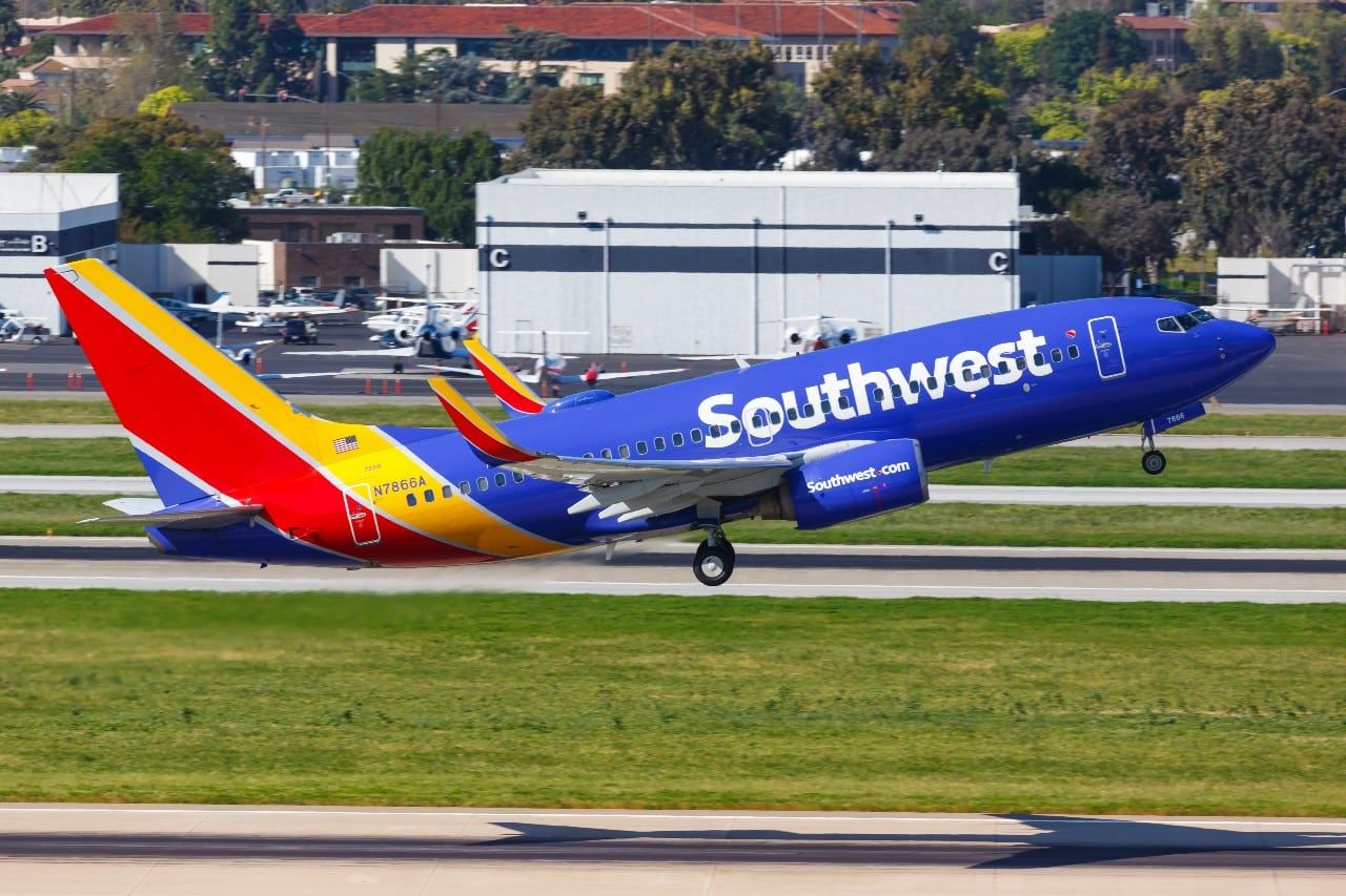 southwest airlines tobacco policy Passenger Caught Smoking Weed in Lavatory SOUTHWEST AIRLINES PLANS CUSTOMER EXPERIENCE