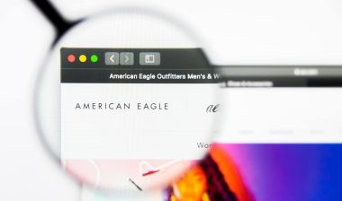 american eagle website and ae outfitters