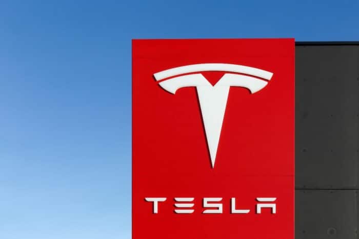 Tesla airbag recall