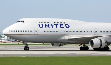 united airlines vaccine mandate class action lawsuit