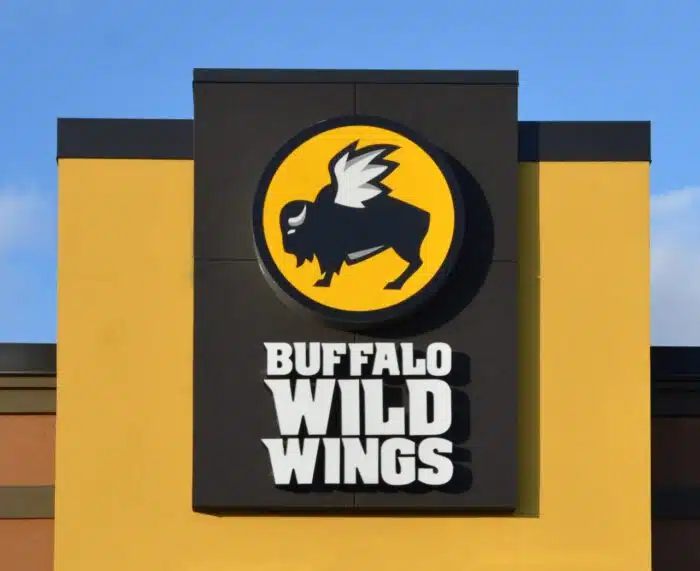 buffalo wild wings, buffalo wild wings lawsuit