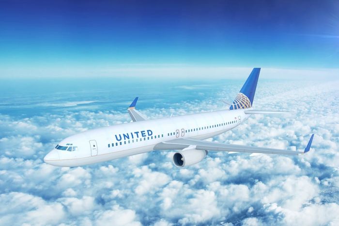 united airlines vaccine mandate class action lawsuit