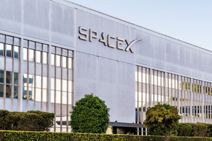 SpaceX, Blue Origin, class action, accessibility