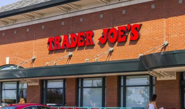 Trader Joe's, class action, graham crackers