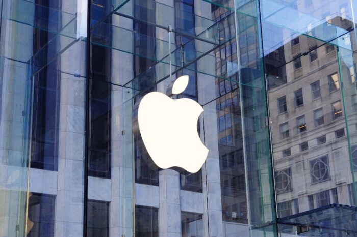 Apple store logo