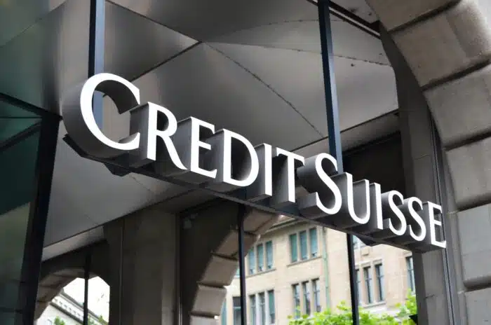 Successful issue for Credit Suisse Real Estate Fund LivingPlus Credit Suisse is the second-largest Swiss bank.