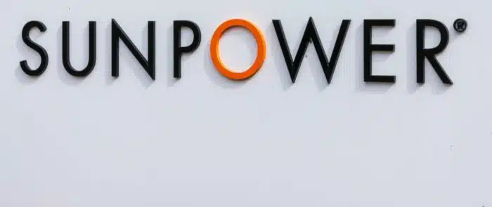 SunPower sign at solar energy company HQ. SunPower Corporation designs and manufactures crystalline silicon photovoltaic cells and solar panels - San Jose, California, USA - 2020 - sunpower class action