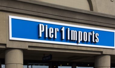 Pier 1 Imports exterior sign.