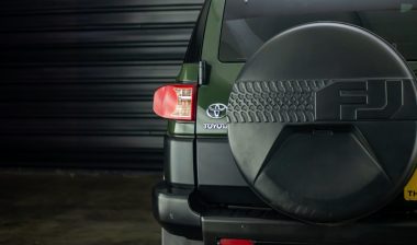 toyota FJ Cruiser car green 2011