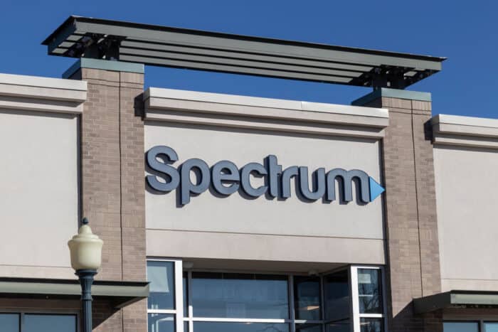 Spectrum cable, internet and TV consumer store - robocalls