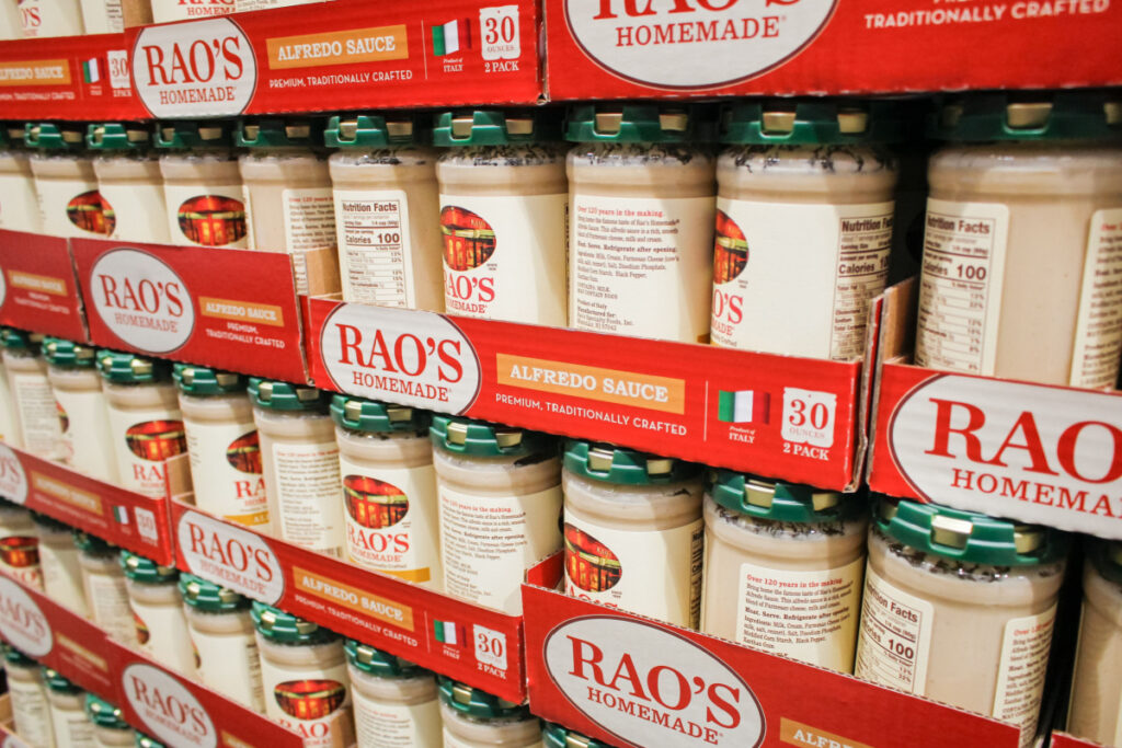 Roa's Tomato Sauce Jars Stacked