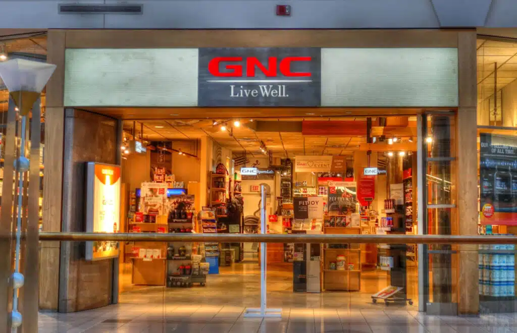 GNC store front in mall, representing the Total Lean Lean Bars class action.