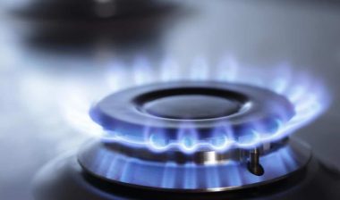 Close up of a gas stove burner, representing the Sub-Zero and Wolf gas stove pollutant risk class action.