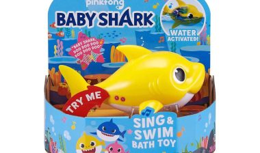 Product photo of recalled bath toy by Zuru, representing the Zuru Baby Shark bath toy recall.