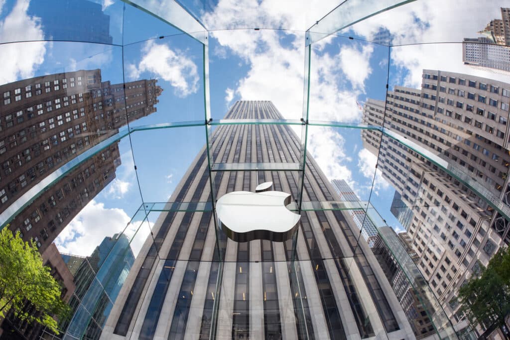 Exterior of the Apple store, representing Apple lawsuits.