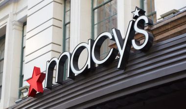 Close up of Macy's signage, representing the Macy’s class action.