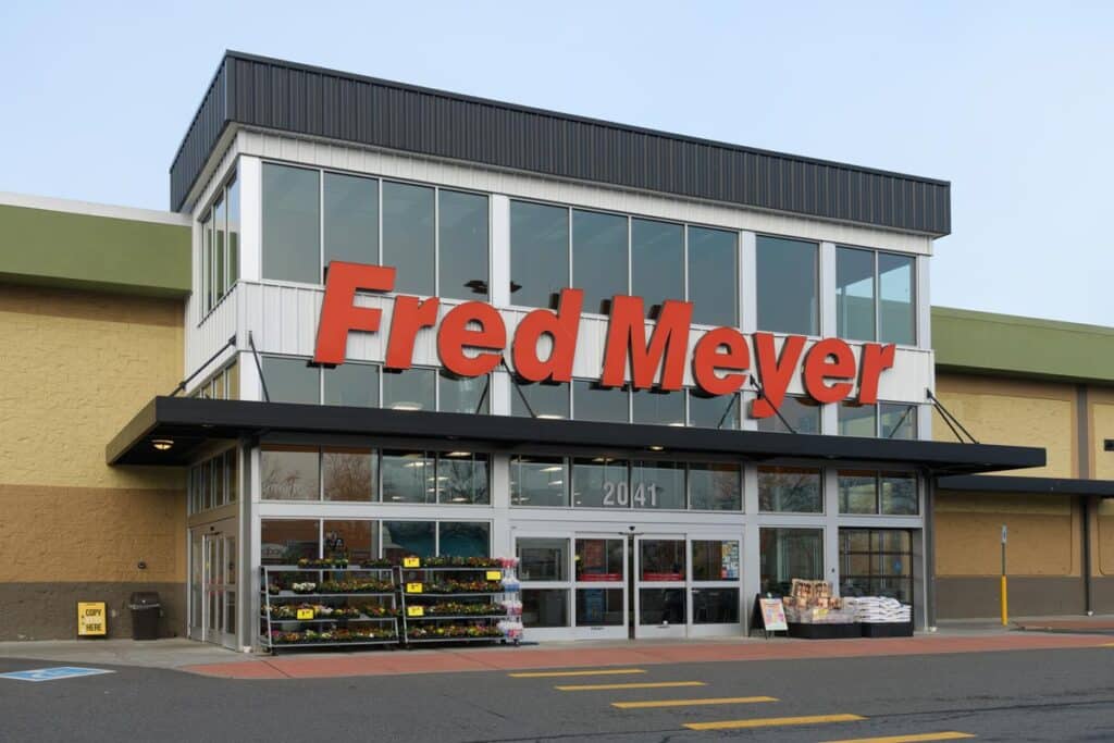 Exterior of a Fred Meyer location, representing the Fred Meyer class action.
