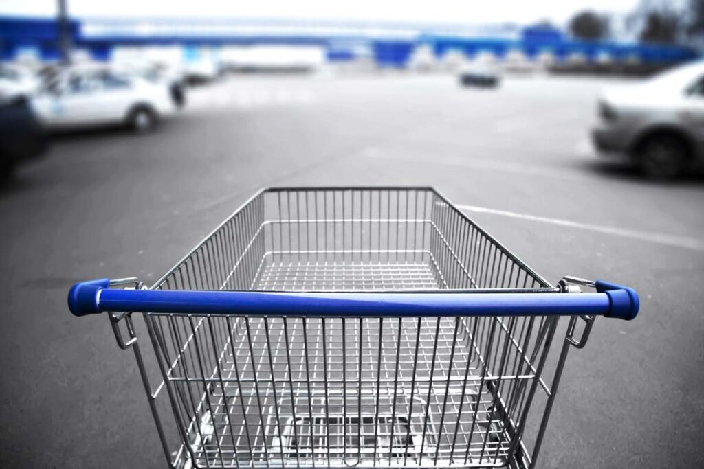 Close up of a shopping cart in a parking lot, representing top recalls for the week of Sept. 4.