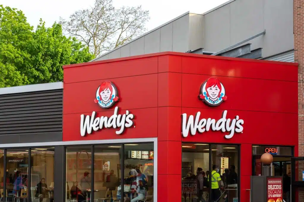 The exterior of a Wendy's restaurant is seen, representing the Wendy's biometric information class action.