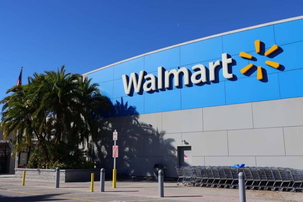 Exterior of a Walmart location, representing the Walmart fruit cups class action.