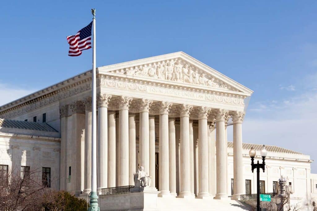 Exterior of the Supreme Court building in Washington, representing the Supreme Court code of conduct.