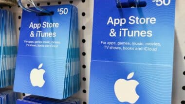 Close up of Apple App Store & iTunes gift cards, representing the Apple gift card settlement.