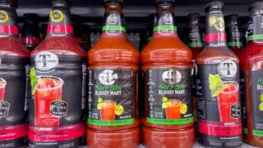 Mr & Mrs T Bloody Mary Mix on a supermarket shelf, representing the Mott's class action.