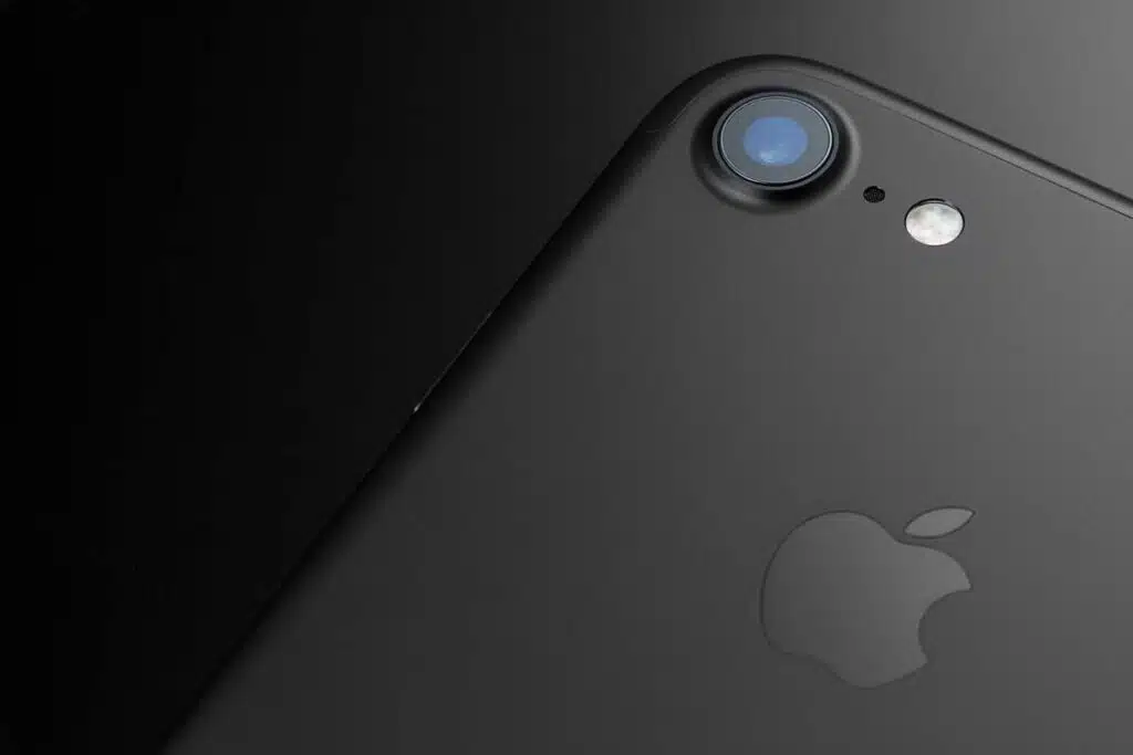 Apple iPhone 7 audio problems 35M class action settlement