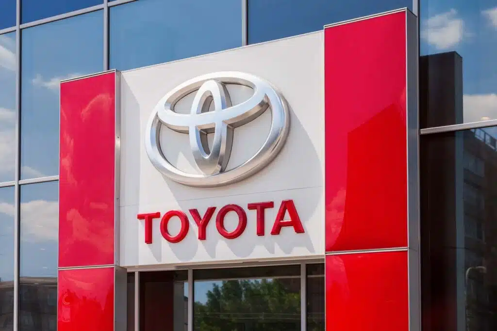 Toyota signage, representing the Toyota air bag advisory.