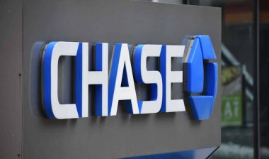 Close up of Chase Bank signage, representing the Chase Bank class action.