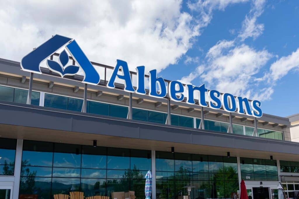 Close up of Albertsons signage, representing the Albertsons text messages class action.