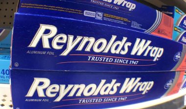 Reynolds Wrap products on a supermarket shelf, representing the Reynolds class action.